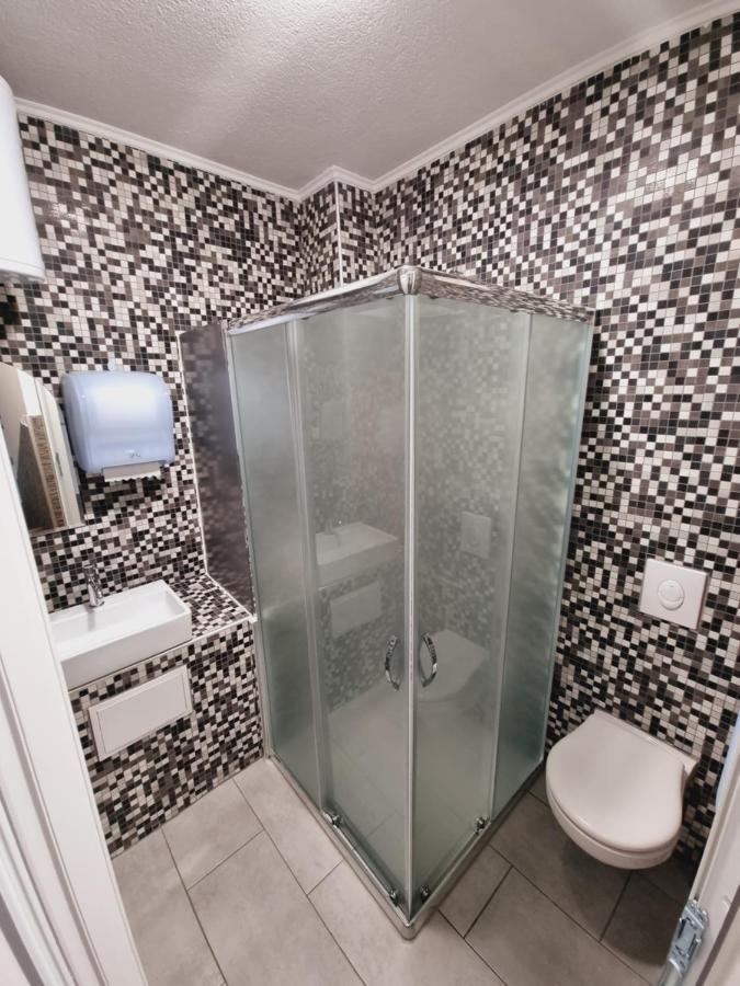 Hostel Bellavista コペル エクステリア 写真